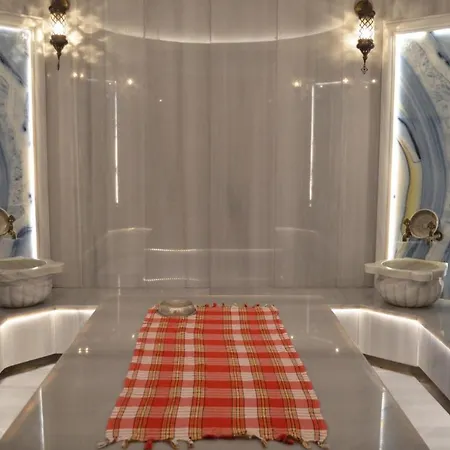 Appartement Esteban Oezel Plajli