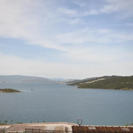 Apartament Esteban Oezel Plajli Bogazici