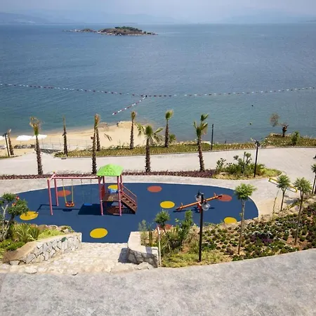 Esteban Oezel Plajli Apartament Bogazici